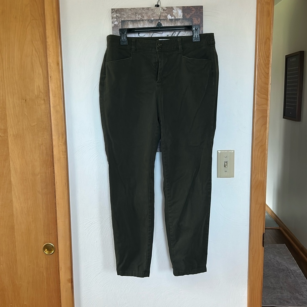 Loft outlet skinny ankle curvy fit pants in olive green